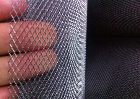 small hole expanded metal mesh